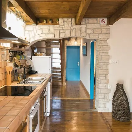 Rustic Mariva Ljubac (Zadar)