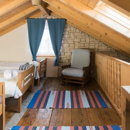 Апартаменты Rustic Mariva *