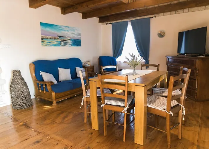 Rustic Mariva Apartment Ljubač